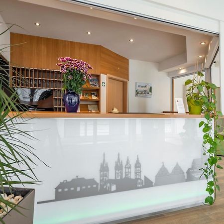Center Hotel Kaiserhof Наумбург Екстер'єр фото