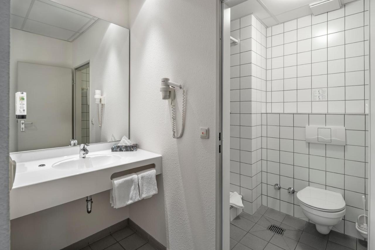 Center Hotel Kaiserhof Наумбург Екстер'єр фото