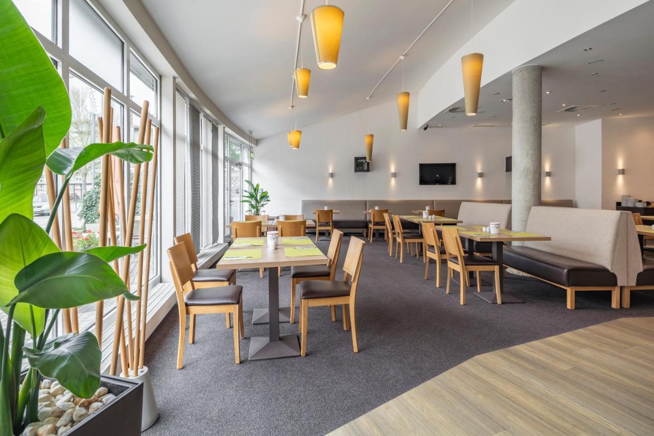 Center Hotel Kaiserhof Наумбург Екстер'єр фото
